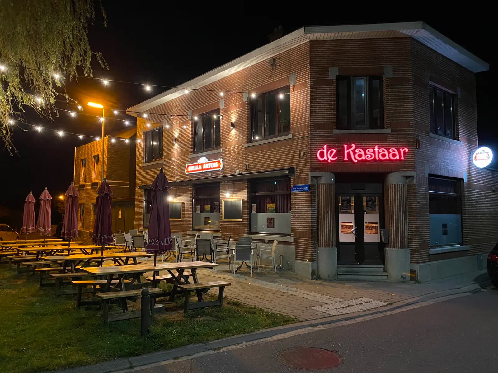 Café de Kastaar buitenaanzicht